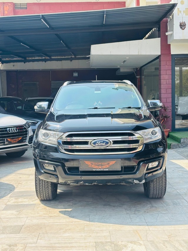 Second-hand 2018 Ford Endeavour 3.2 Titanium AT 4X4 for sale in Jaipur-5