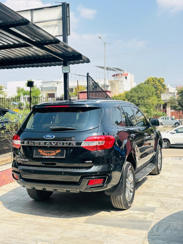 Second-hand 2018 Ford Endeavour 3.2 Titanium AT 4X4 for sale in Jaipur-9