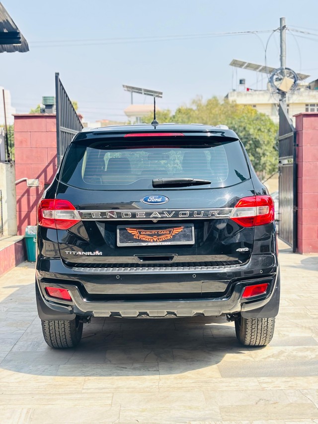 Second-hand 2018 Ford Endeavour 3.2 Titanium AT 4X4 for sale in Jaipur-2