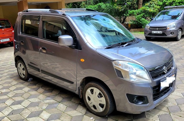Second-hand 2017 Maruti Suzuki Wagon R AMT VXI for sale in Mumbai-8