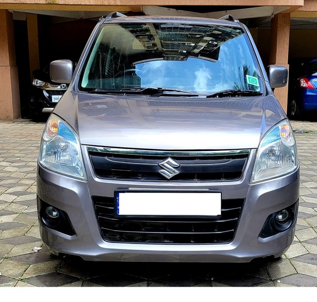 Second-hand 2017 Maruti Suzuki Wagon R AMT VXI for sale in Mumbai-4