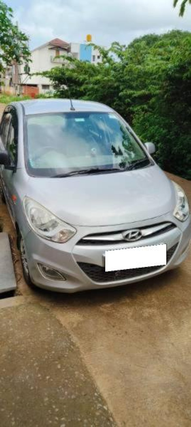 Second-hand 2014 Hyundai i10 Sportz 1.1L for sale in Belgaum-1