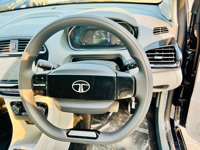 Second-hand 2025 Tata Tiago EV XT LR for sale in Faridabad-6