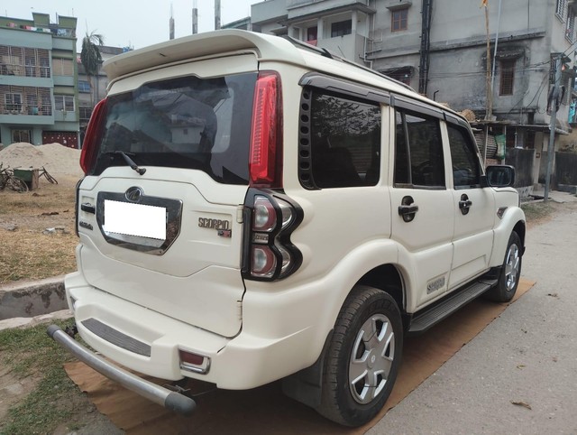 Second-hand 2016 Mahindra Scorpio 1.99 S6 Plus for sale in Darjeeling-8