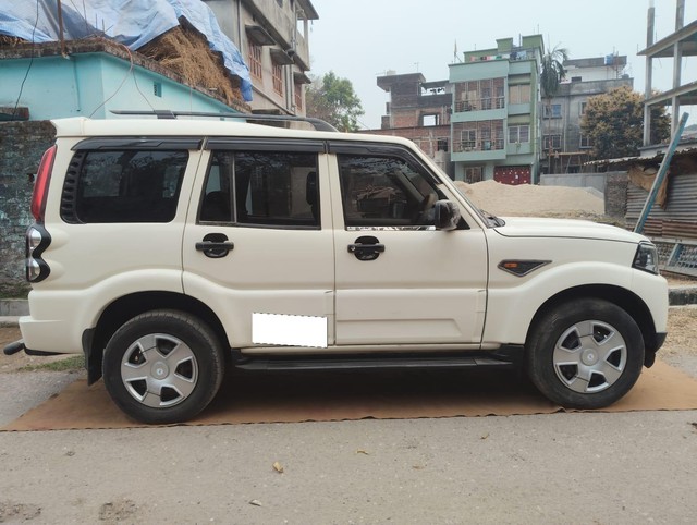 Second-hand 2016 Mahindra Scorpio 1.99 S6 Plus for sale in Darjeeling-1