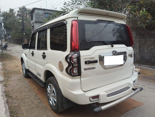 Second-hand 2016 Mahindra Scorpio 1.99 S6 Plus for sale in Darjeeling-9
