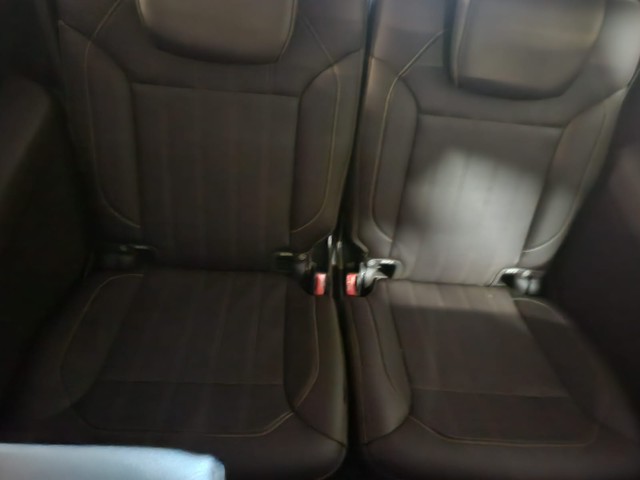 Mercedes-Benz GLS 350d 4MATIC Second-hand 2016 Mercedes-Benz GLS 350d 4MATIC for sale in Mumbai-6