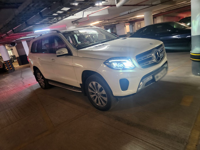 Mercedes-Benz GLS 350d 4MATIC Second-hand 2016 Mercedes-Benz GLS 350d 4MATIC for sale in Mumbai-1