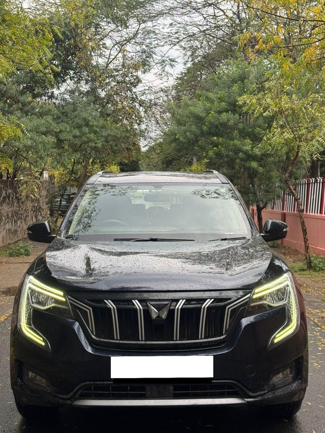 Second-hand 2023 Mahindra XUV700 AX5 7 Str Diesel AT for sale in Jaipur-3