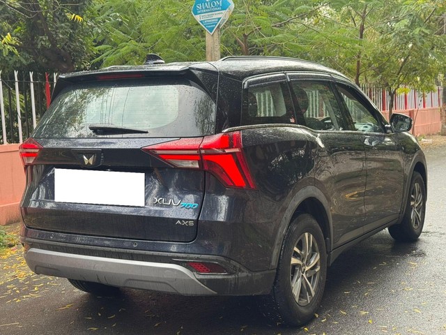 Second-hand 2023 Mahindra XUV700 AX5 7 Str Diesel AT for sale in Jaipur-6