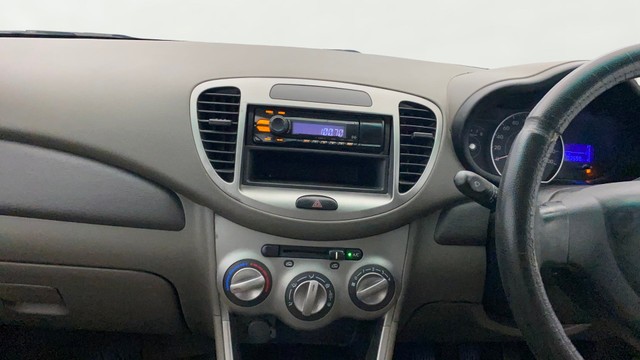 Second-hand 2015 Hyundai i10 Magna 1.1L for sale in Lucknow-22