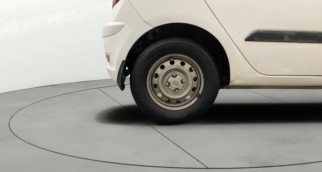 Second-hand 2015 Hyundai i10 Magna 1.1L for sale in Lucknow-24