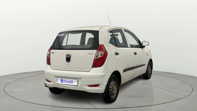 Second-hand 2015 Hyundai i10 Magna 1.1L for sale in Lucknow-2