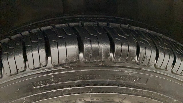 Second-hand 2015 Hyundai i10 Magna 1.1L for sale in Lucknow-30