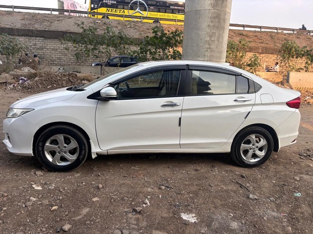 Second-hand 2015 Honda City i VTEC VX for sale in Pune-7