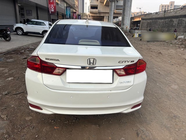 Second-hand 2015 Honda City i VTEC VX for sale in Pune-12