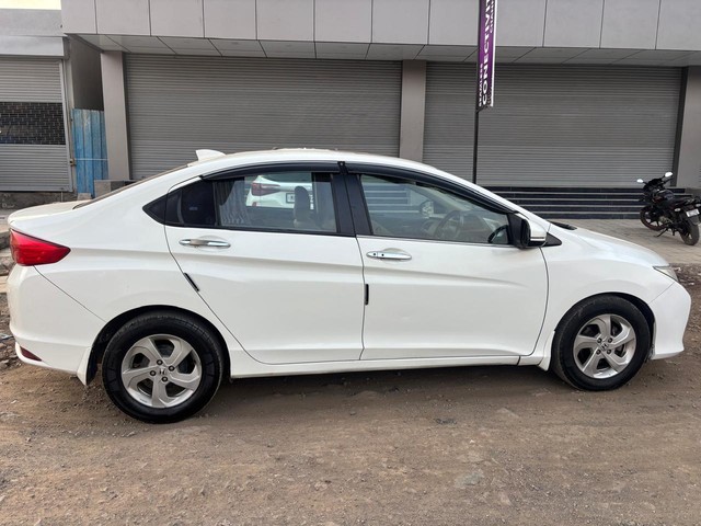 Second-hand 2015 Honda City i VTEC VX for sale in Pune-6