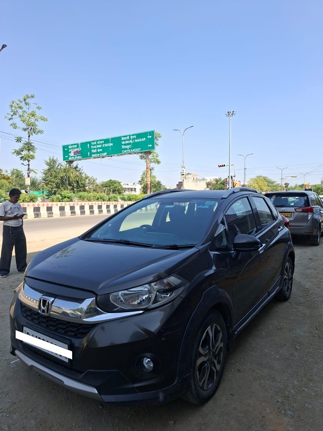 Second-hand 2019 Honda WR-V i-DTEC VX for sale in Jaipur-4