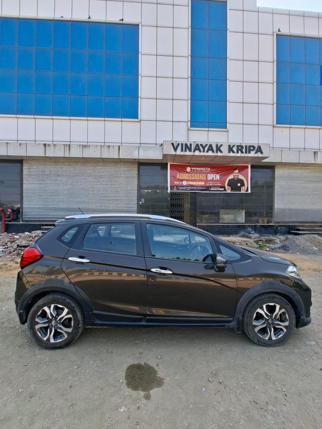 Second-hand 2019 Honda WR-V i-DTEC VX for sale in Jaipur-12