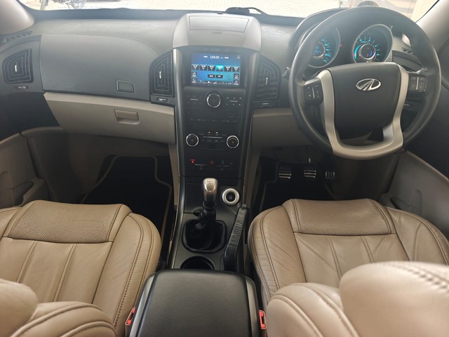 Second-hand 2017 Mahindra XUV500 R W10 FWD for sale in Coimbatore-10