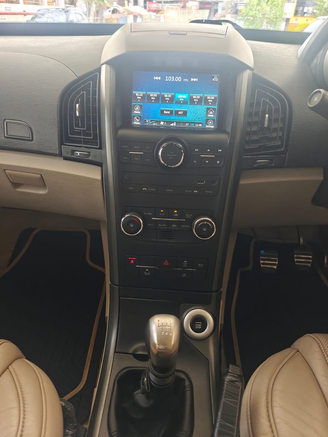 Second-hand 2017 Mahindra XUV500 R W10 FWD for sale in Coimbatore-5