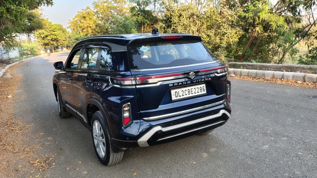 Second-hand 2023 Maruti Suzuki Grand Vitara Delta CNG 2 Airbag for sale in New Delhi-14