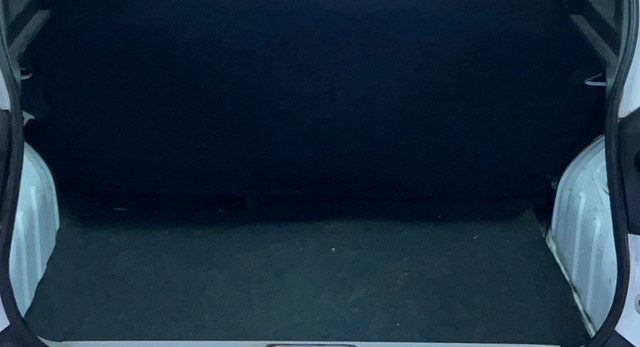 Second-hand 2019 Renault KWID 1.0 RXT Optional AT 2016-2019 for sale in Surat-20