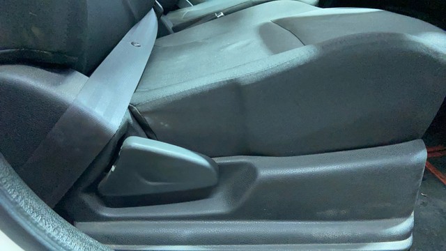 Second-hand 2019 Renault KWID 1.0 RXT Optional AT 2016-2019 for sale in Surat-10