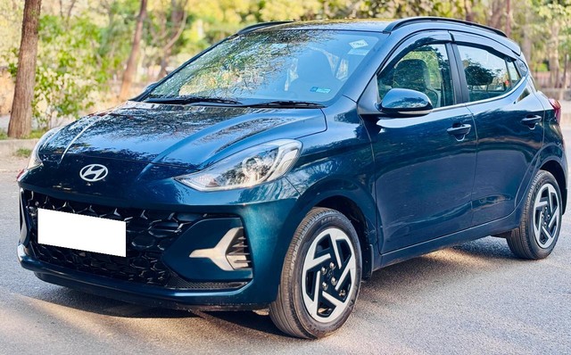 Second-hand 2025 Hyundai Grand i10 Nios Sportz Duo CNG for sale in New Delhi-4