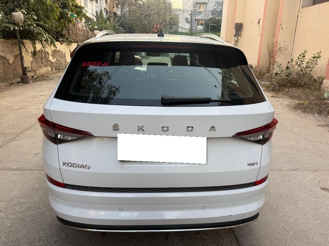 Second-hand 2022 Skoda Kodiaq L & K BSVI for sale in New Delhi-2