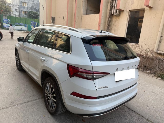 Second-hand 2022 Skoda Kodiaq L & K BSVI for sale in New Delhi-7