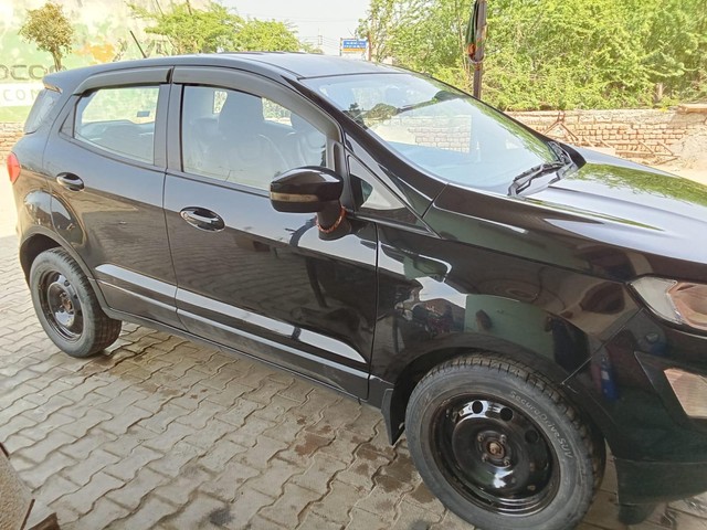 Second-hand 2021 Ford Ecosport 1.5 Diesel Trend for sale in Bhiwani-6
