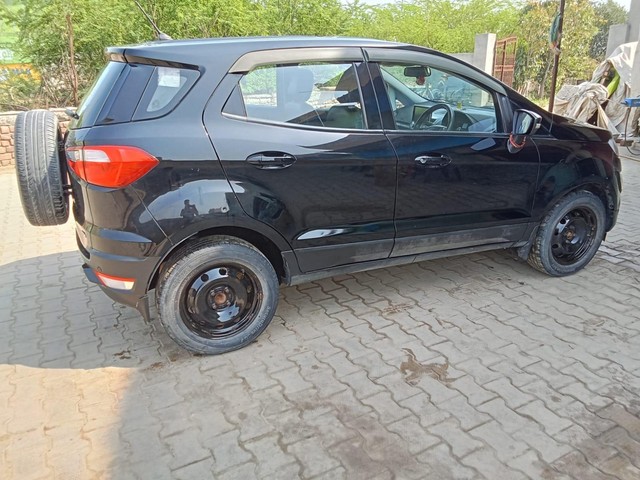 Second-hand 2021 Ford Ecosport 1.5 Diesel Trend for sale in Bhiwani-7