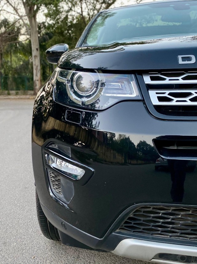 Second-hand 2016 Land Rover Discovery Sport TD4 HSE 7S for sale in New Delhi-6