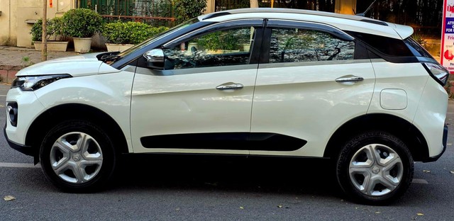 Tata Nexon 1.2 Revotron XM Second-hand 2020 Tata Nexon 1.2 Revotron XM for sale in New Delhi-4