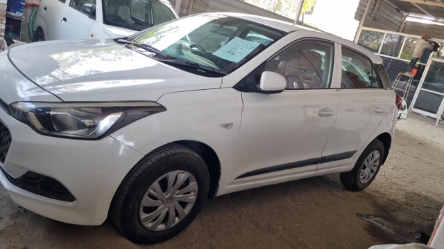 Hyundai i20 Magna 1.2 Second-hand 2016 Hyundai i20 Magna 1.2 for sale in Jaipur-2