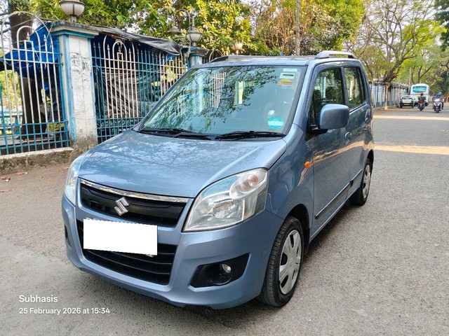 Maruti Suzuki Wagon R AMT VXI Second-hand 2017 Maruti Suzuki Wagon R AMT VXI for sale in Kolkata-5