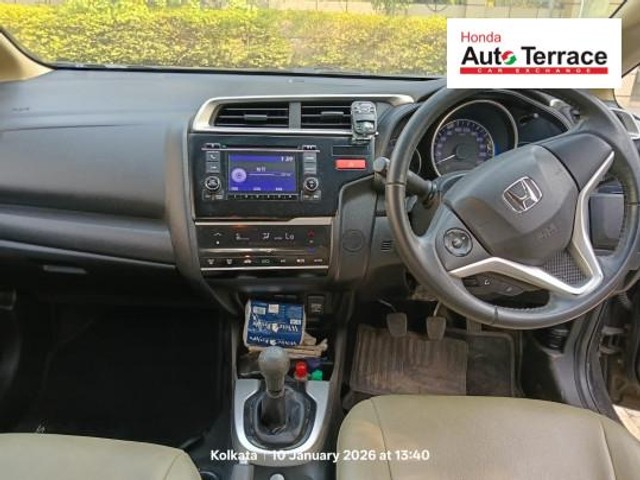 Second-hand 2015 Honda Jazz 1.2 V i VTEC for sale in Kolkata-4