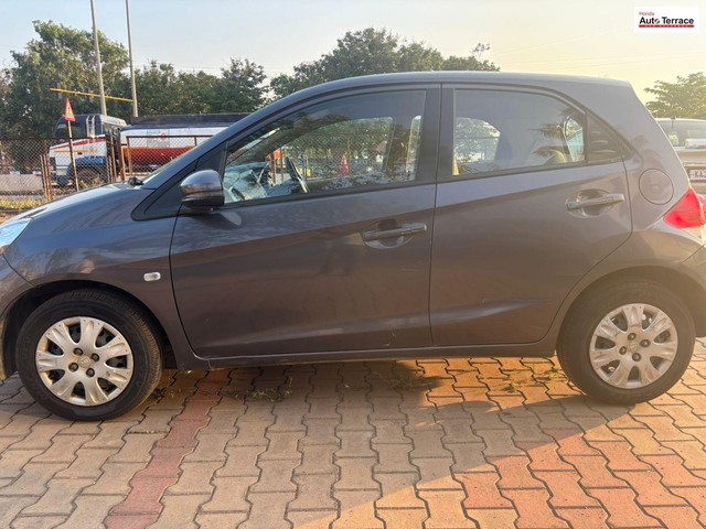 Honda Brio S MT Second-hand 2017 Honda Brio S MT for sale in Hubli-4