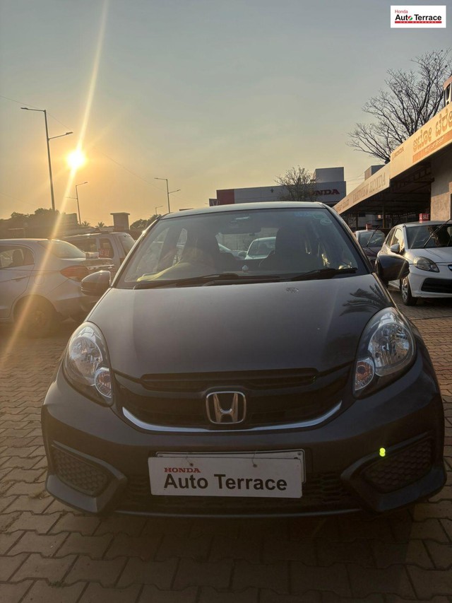 Honda Brio S MT Second-hand 2017 Honda Brio S MT for sale in Hubli-0