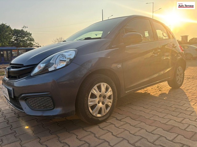 Honda Brio S MT Second-hand 2017 Honda Brio S MT for sale in Hubli-3