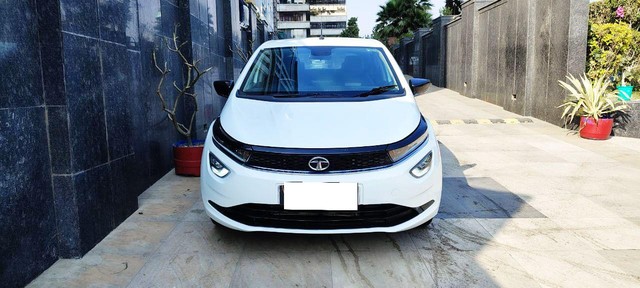 Tata Altroz XZ Second-hand 2023 Tata Altroz XZ for sale in New Delhi-4