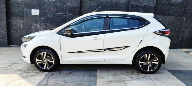 Tata Altroz XZ Second-hand 2023 Tata Altroz XZ for sale in New Delhi-3