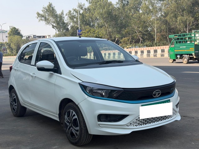 Second-hand 2023 Tata Tiago EV XT LR for sale in Jaipur-0