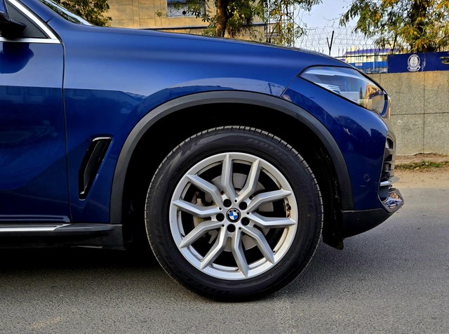 Second-hand 2021 BMW X5 xDrive 40i SportX Plus for sale in New Delhi-7