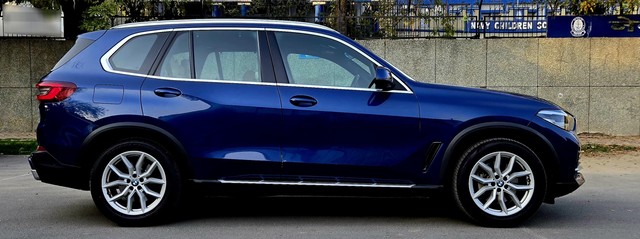 Second-hand 2021 BMW X5 xDrive 40i SportX Plus for sale in New Delhi-1