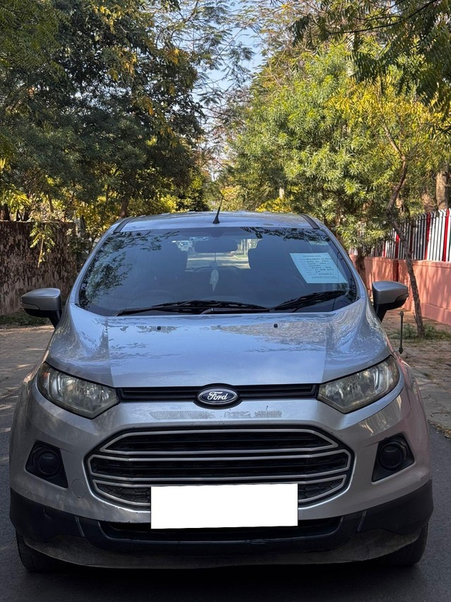 Second-hand 2013 Ford Ecosport 1.5 DV5 MT Trend for sale in Jaipur-3