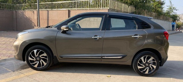 Second-hand 2019 Toyota Glanza G for sale in New Delhi-3