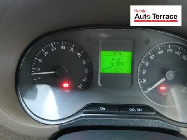 Second-hand 2013 Skoda Rapid 1.6 MPI Ambition for sale in Coimbatore-4