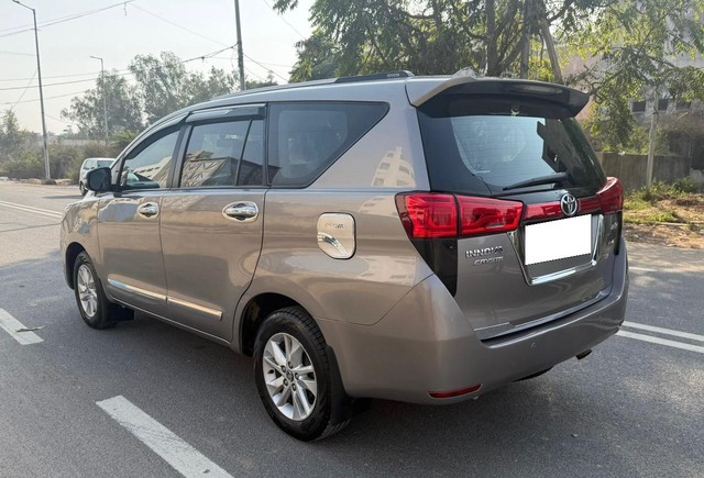 Second-hand 2019 Toyota Innova Crysta 2.8 GX AT 8S BSIV for sale in New Delhi-7